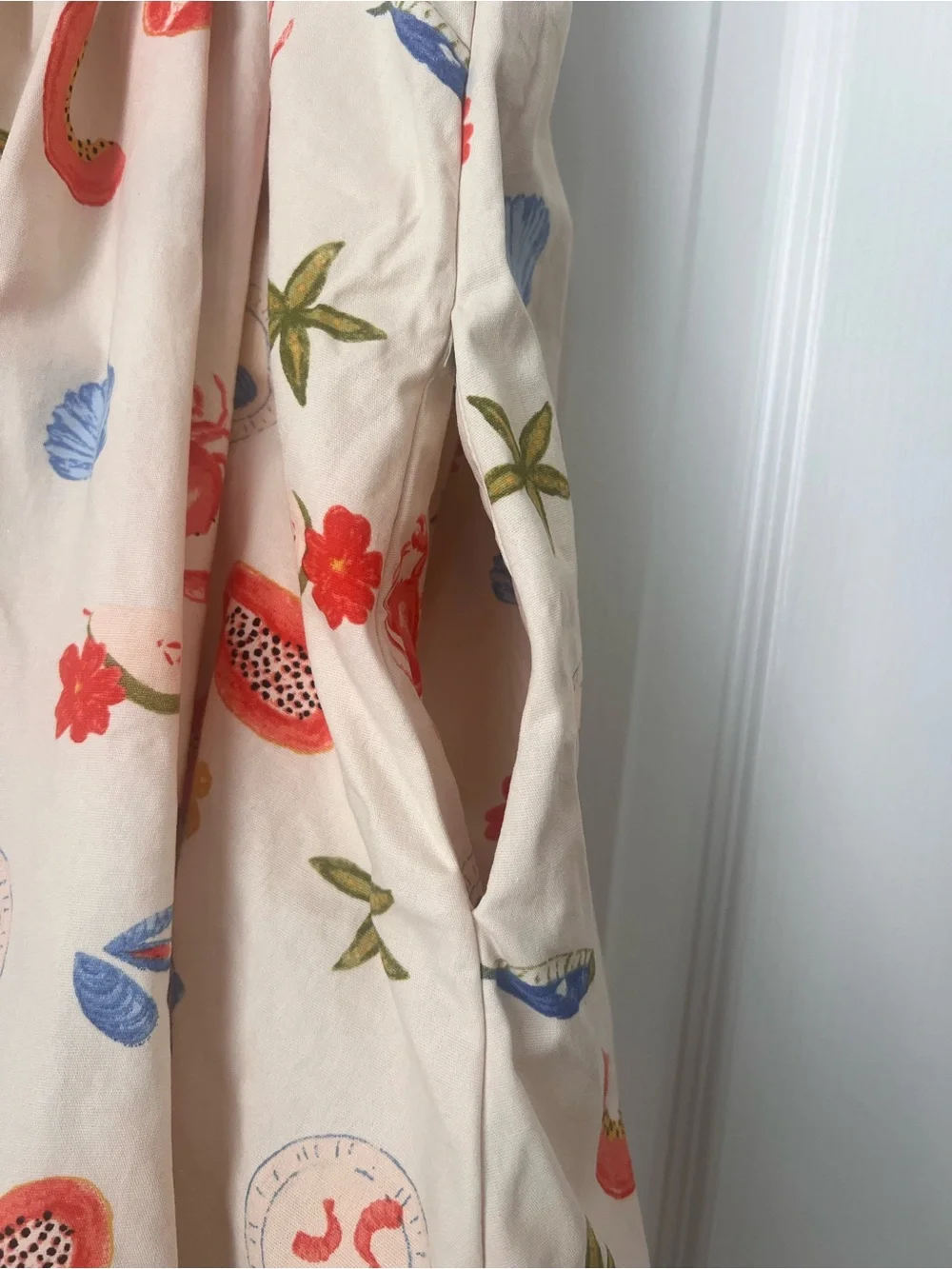 Free Assembly Cream Beach-Print Mini Sundress with Spaghetti Straps